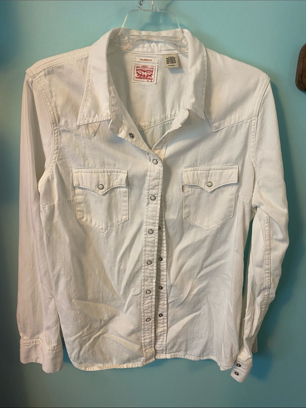 Levi's White Tailored Fit Ladies Shirt L XL Worn once!